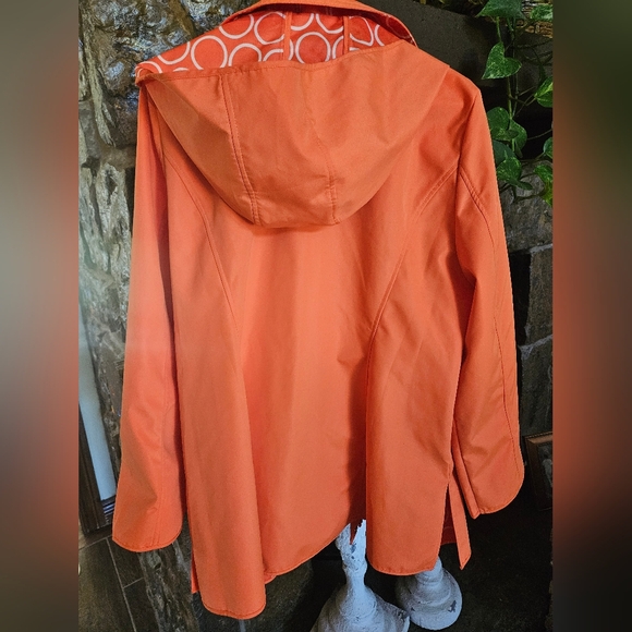 Dennis Basso Rain Jacket 🧡 - Picture 7 of 8